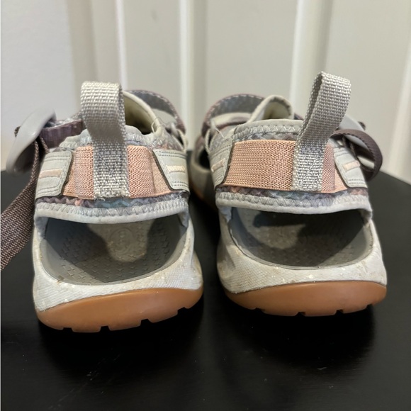 Chaco Odyssey Sandal gray and purple - Women’s 10 - Picture 3 of 6